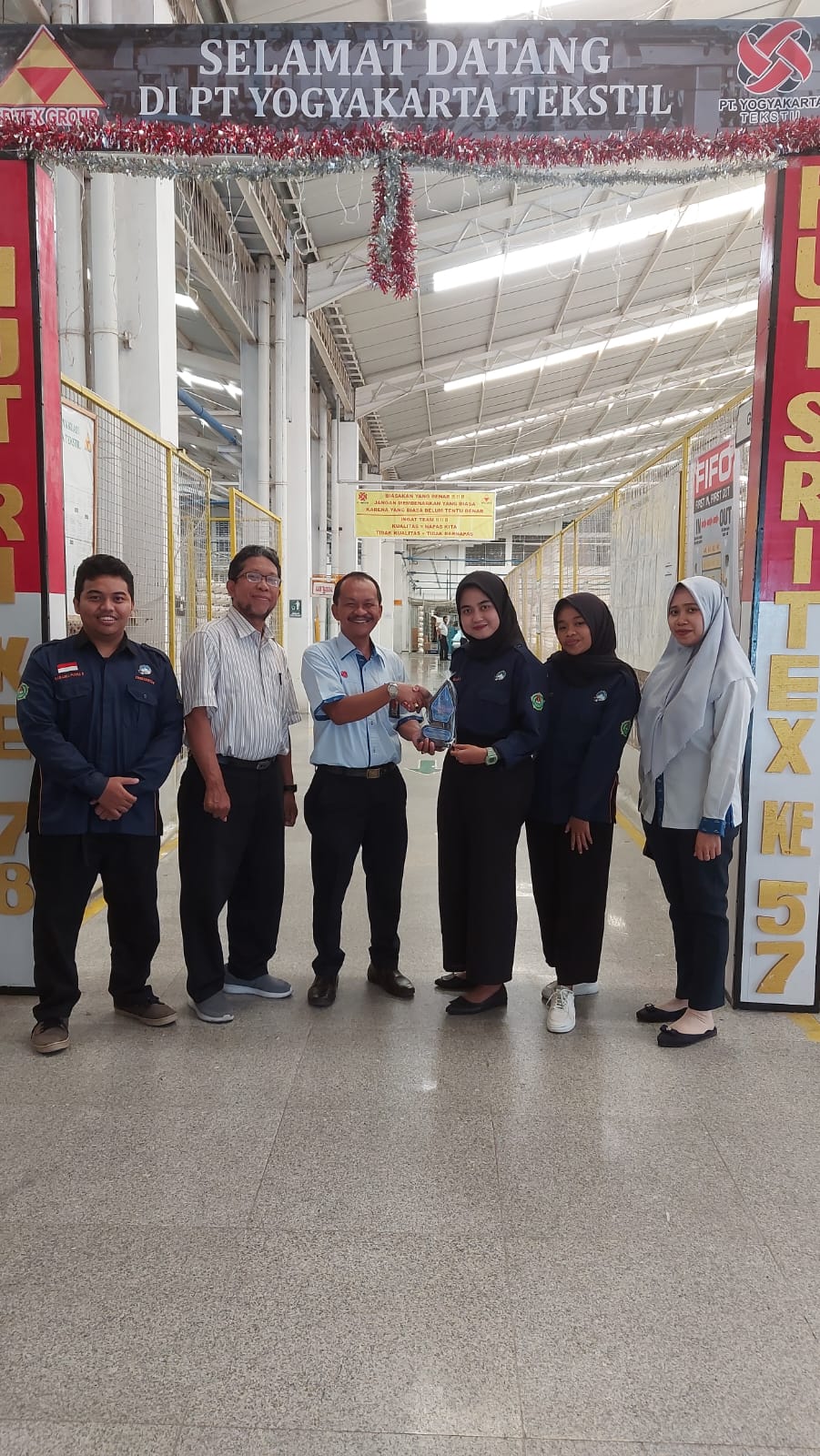 Monitoring dan Evaluasi Kerja Praktek Mahasiswa di PT. Yogyakarta Tekstil