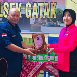 Pengabdian Kepada Masyarakat – Pelatihan Pembuatan Sabun Cuci Piring bersama Bhayangkari Ranting Gatak Sukoharjo Pengabdian Kepada Masyarakat – Pelatihan Pembuatan Sabun Cuci Piring bersama Bhayangkari Ranting Gatak Sukoharjo